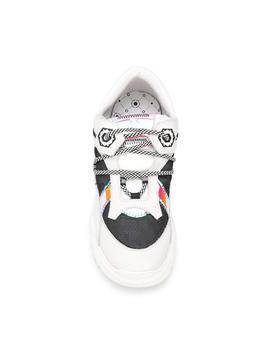 Sneakers Moa Concept blancos Ultrafutura Master of Arts