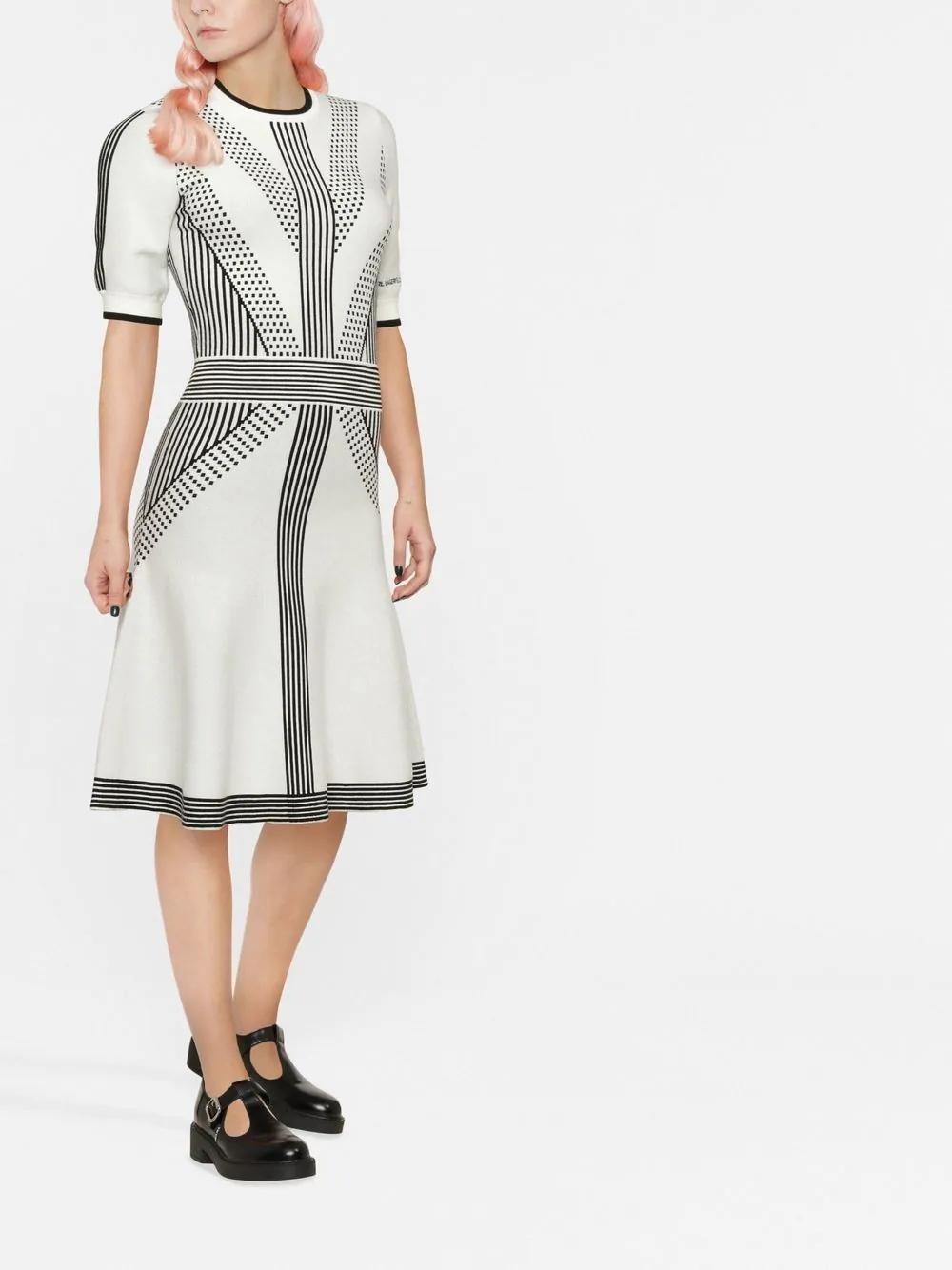 Vestido Karl Lagerfeld blanco 3 4 sleeve knit dres