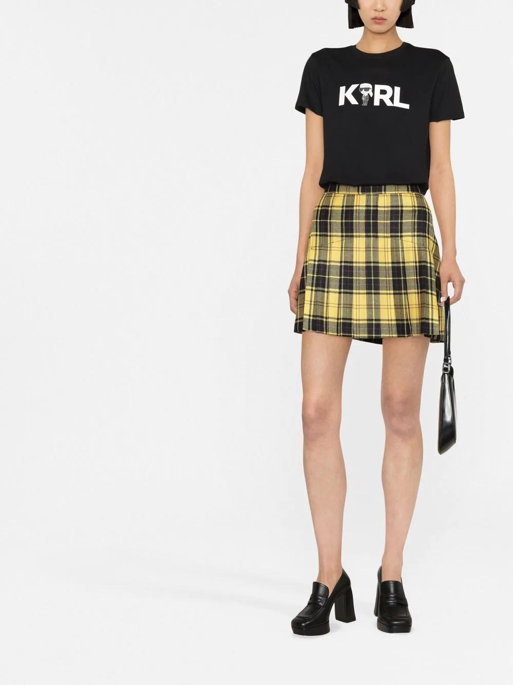 Camiseta Karl Lagerfeld negra ikonik 2.0 karl logo